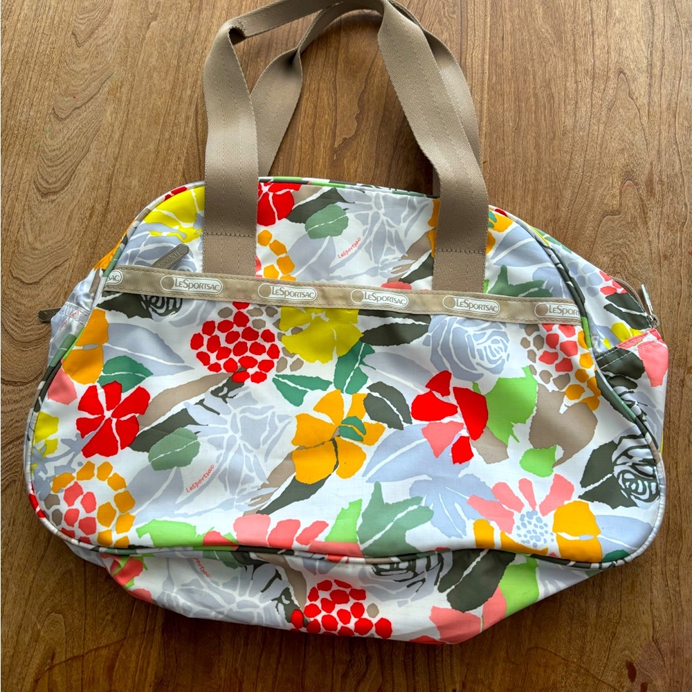 Lesportsac Deluxe Medium Weekender Floral Bag